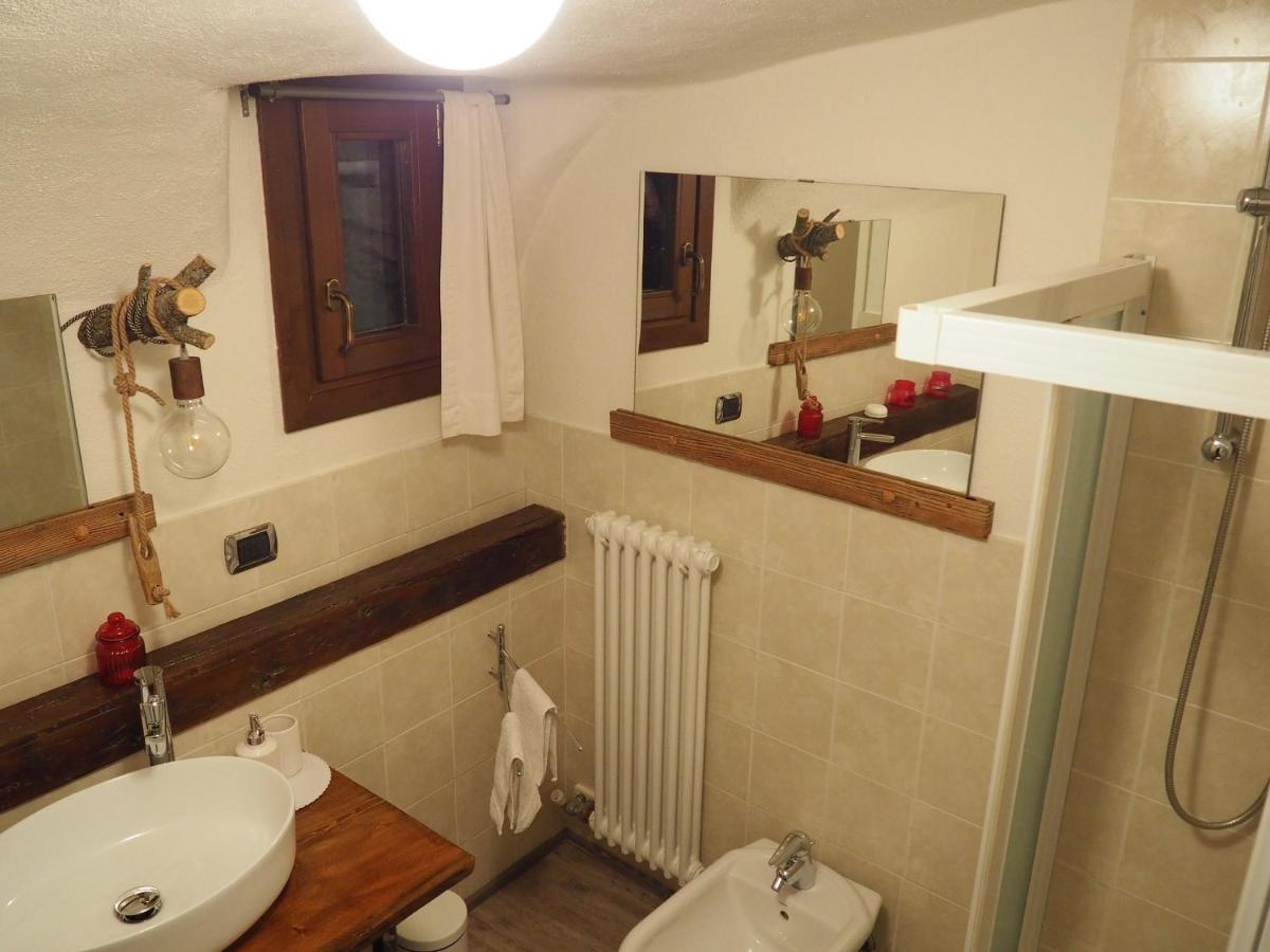 אאוסטה Maison Grivon Appartamento Monte Emilius מראה חיצוני תמונה